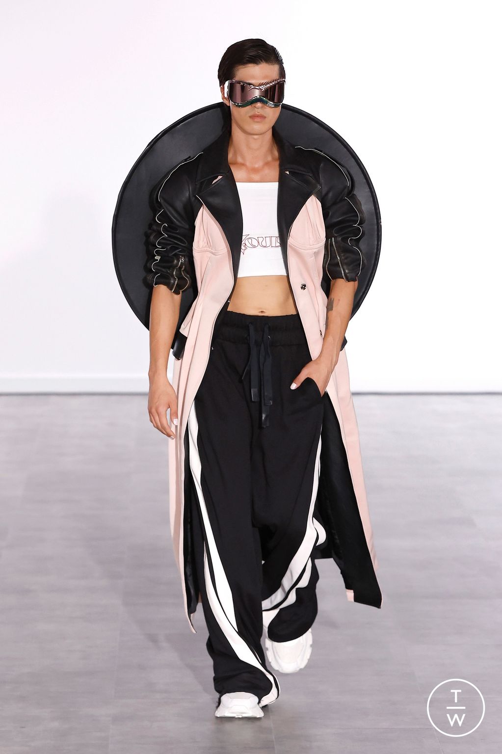 Fashion Week London Spring/Summer 2024 look 2 from the KWK by KAYKWOK collection womenswear