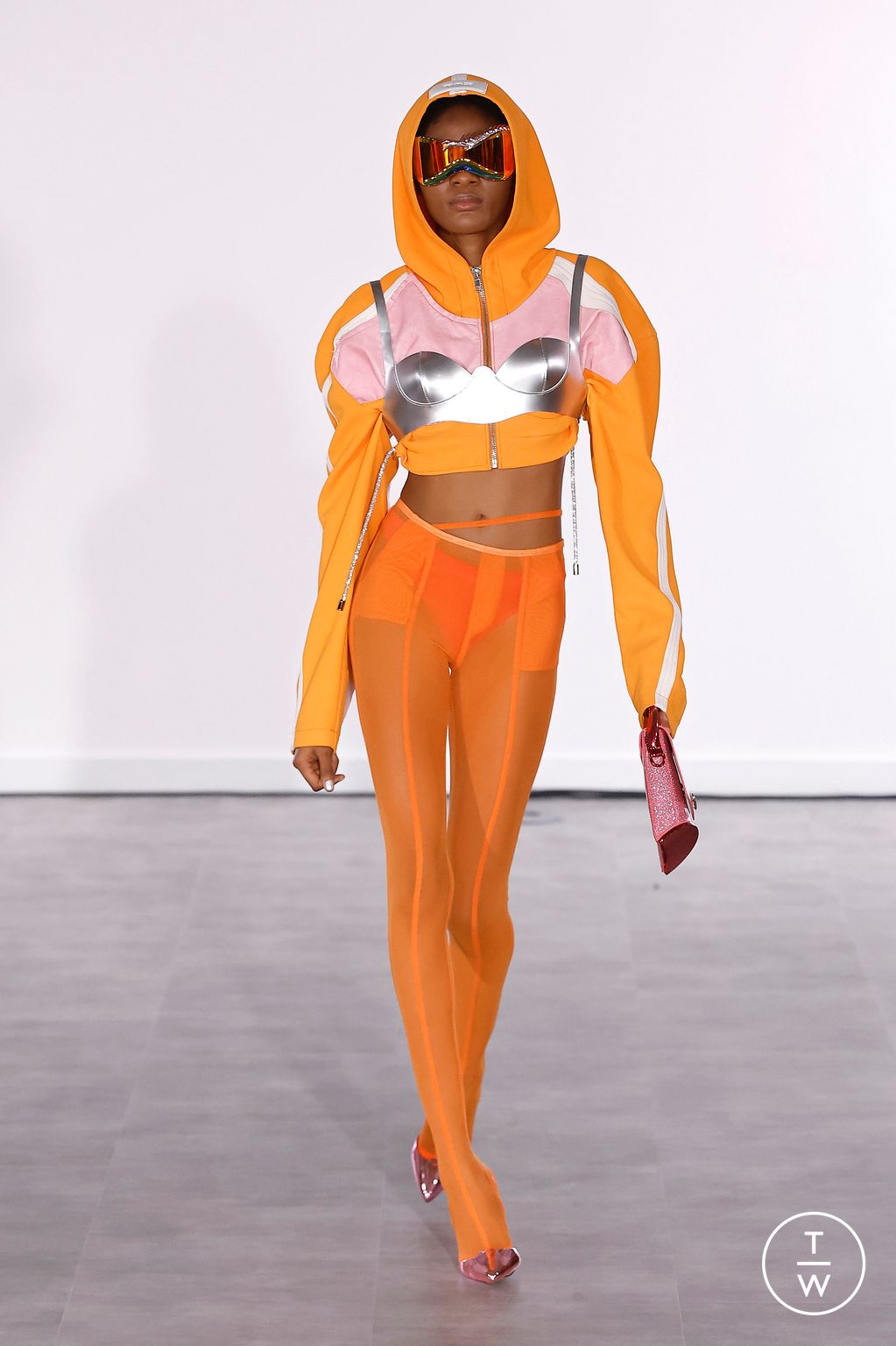 Fashion Week London Spring/Summer 2024 look 20 from the KWK by KAYKWOK collection womenswear