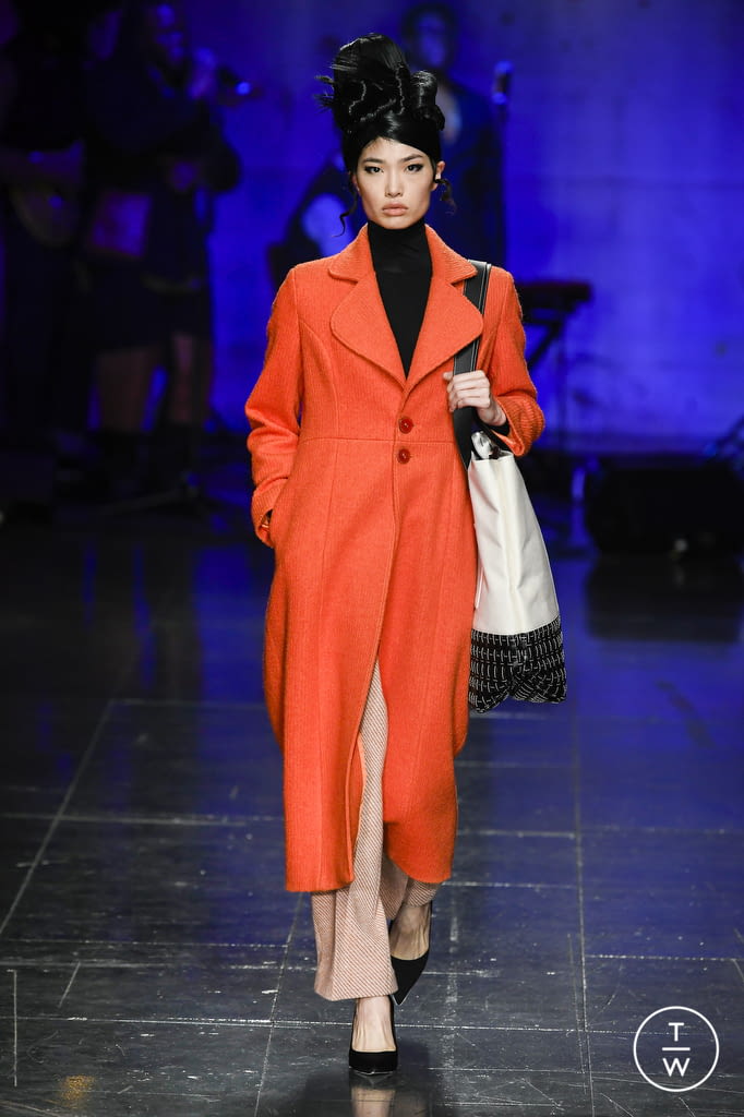 Fashion Week London Fall/Winter 2022 look 7 from the Labrum London collection 女装