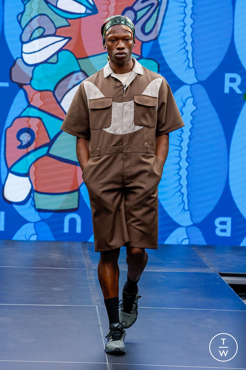 Fashion Week London Spring/Summer 2023 look 8 from the Labrum London collection menswear