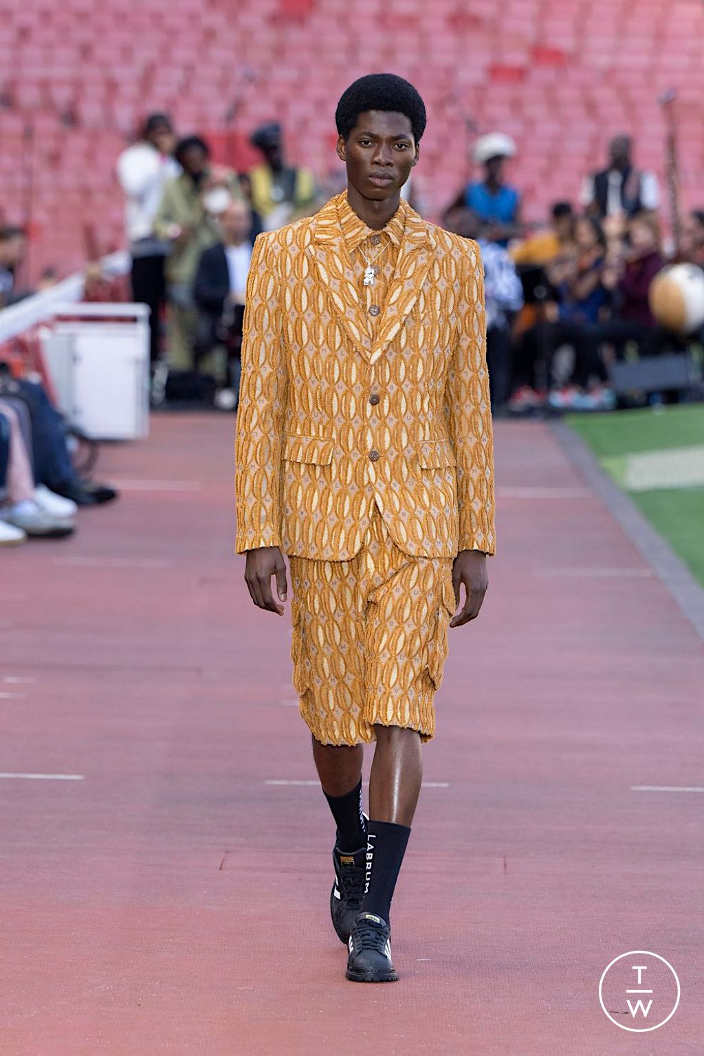 Fashion Week London Spring/Summer 2025 look 7 from the Labrum London collection womenswear