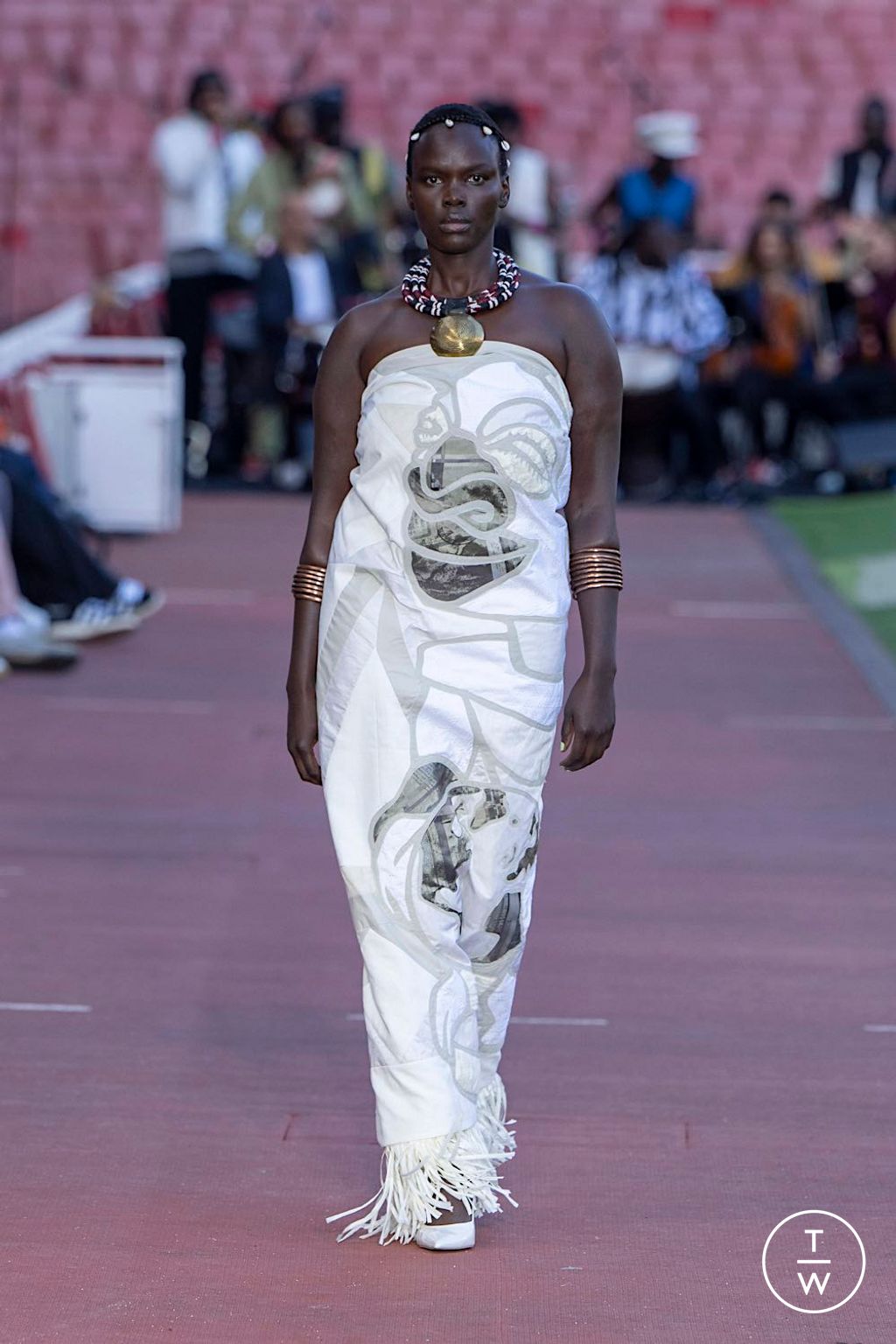 Fashion Week London Spring/Summer 2025 look 28 from the Labrum London collection womenswear