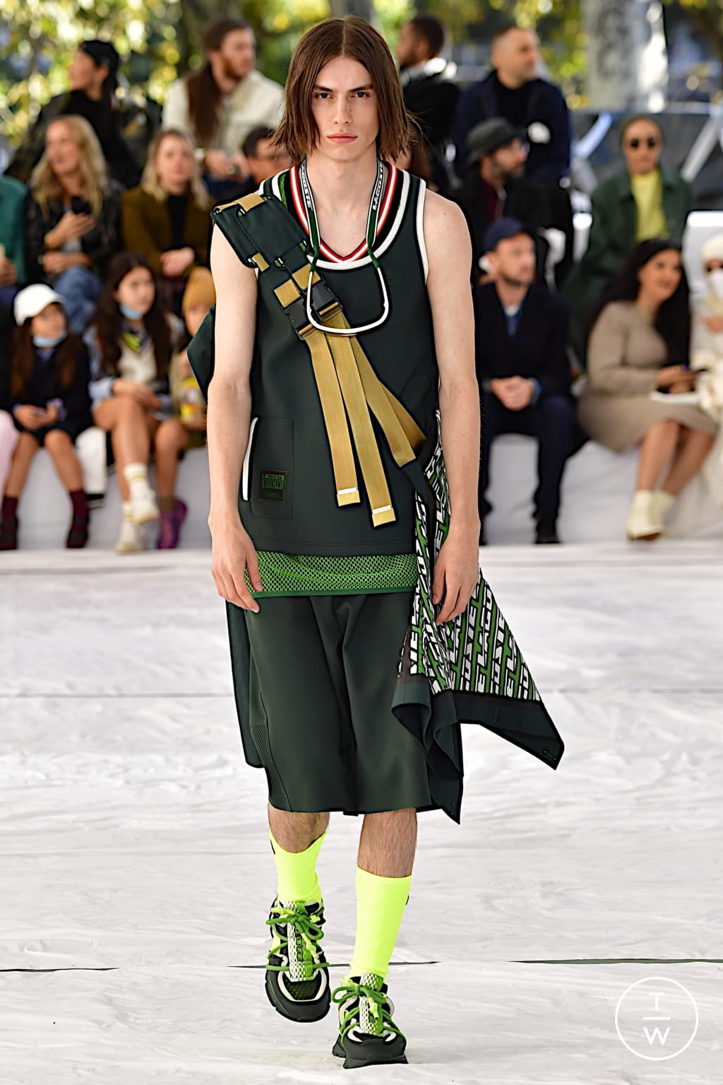 Fashion Week Paris Spring/Summer 2022 look 12 from the Lacoste collection 女装
