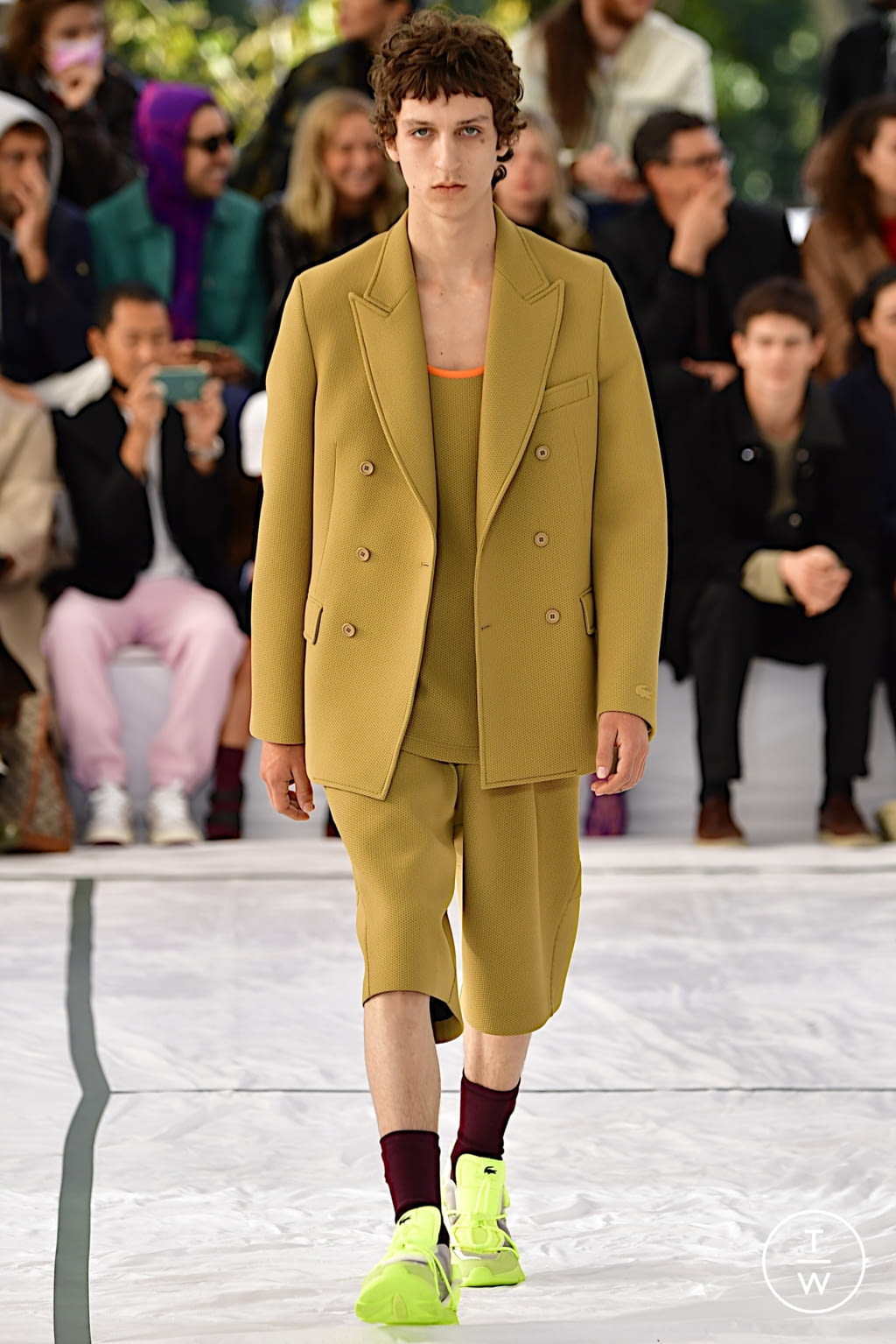 Fashion Week Paris Spring/Summer 2022 look 15 from the Lacoste collection womenswear