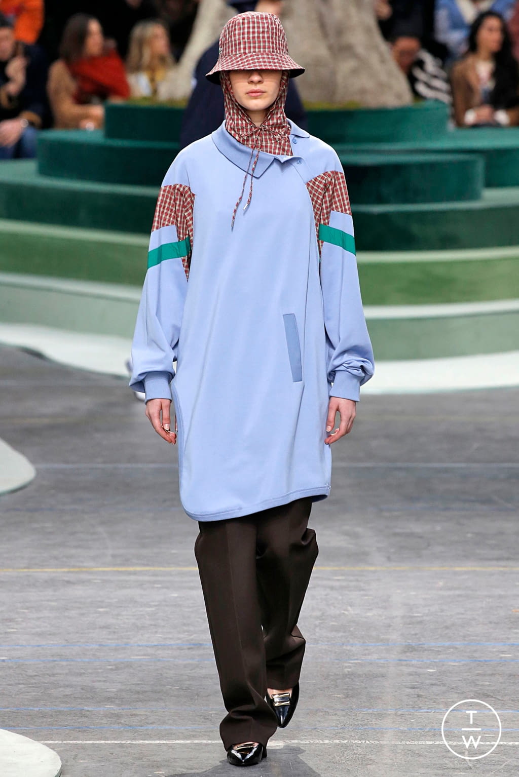 Fashion Week Paris Fall/Winter 2018 look 45 from the Lacoste collection womenswear