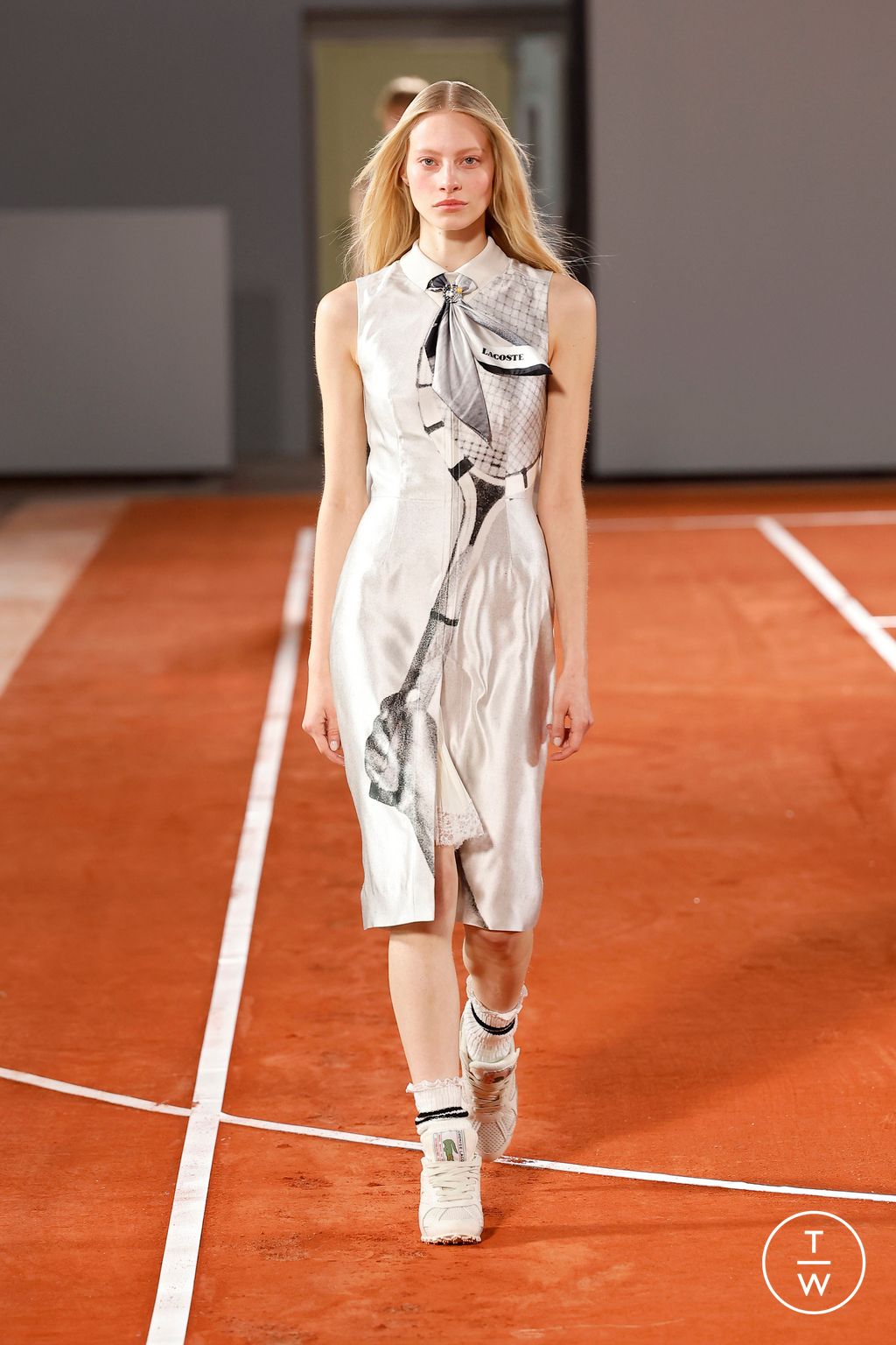 Fashion Week Paris Fall/Winter 2024 look 45 de la collection Lacoste womenswear