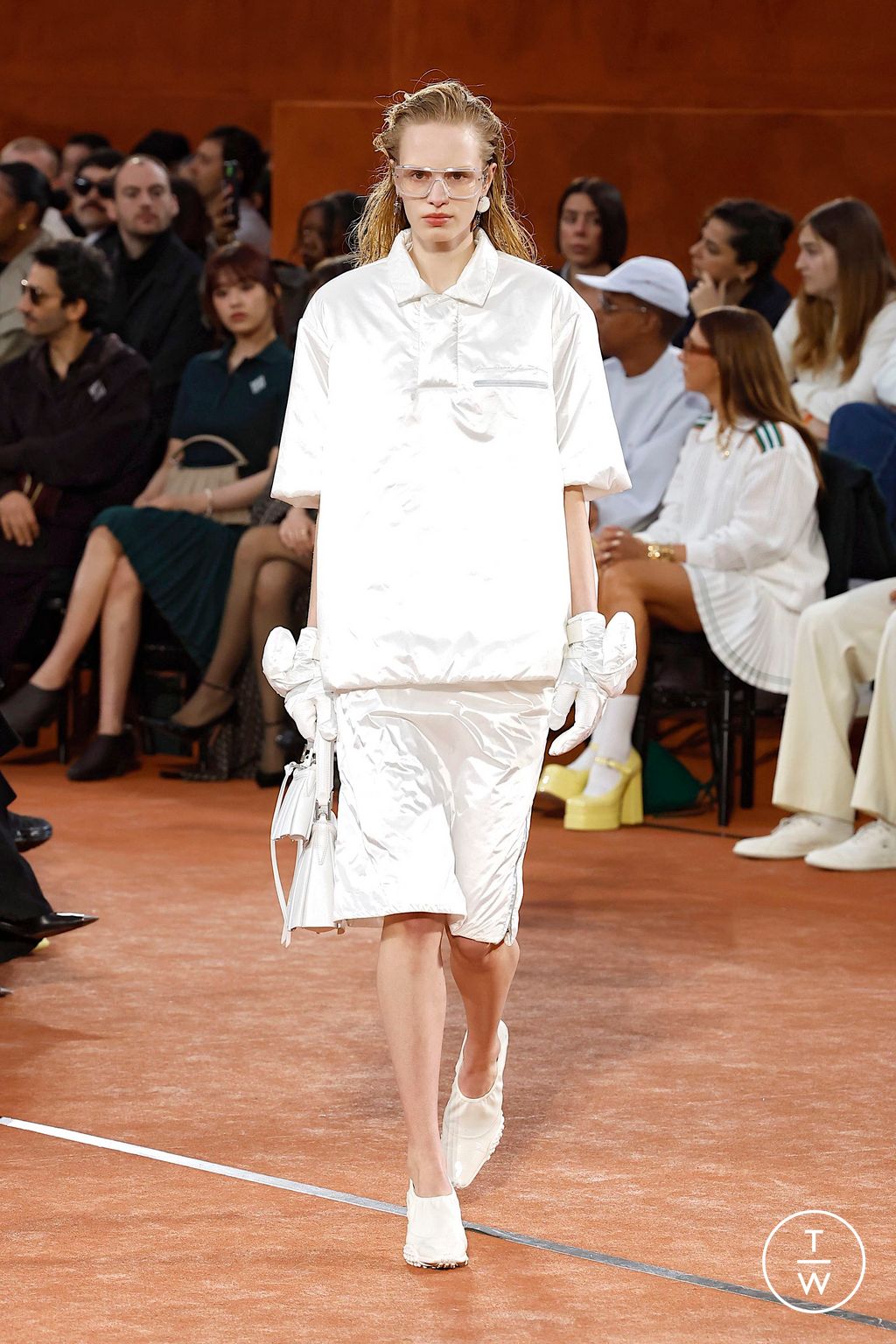 Fashion Week Paris Fall/Winter 2025 look 2 from the Lacoste collection womenswear