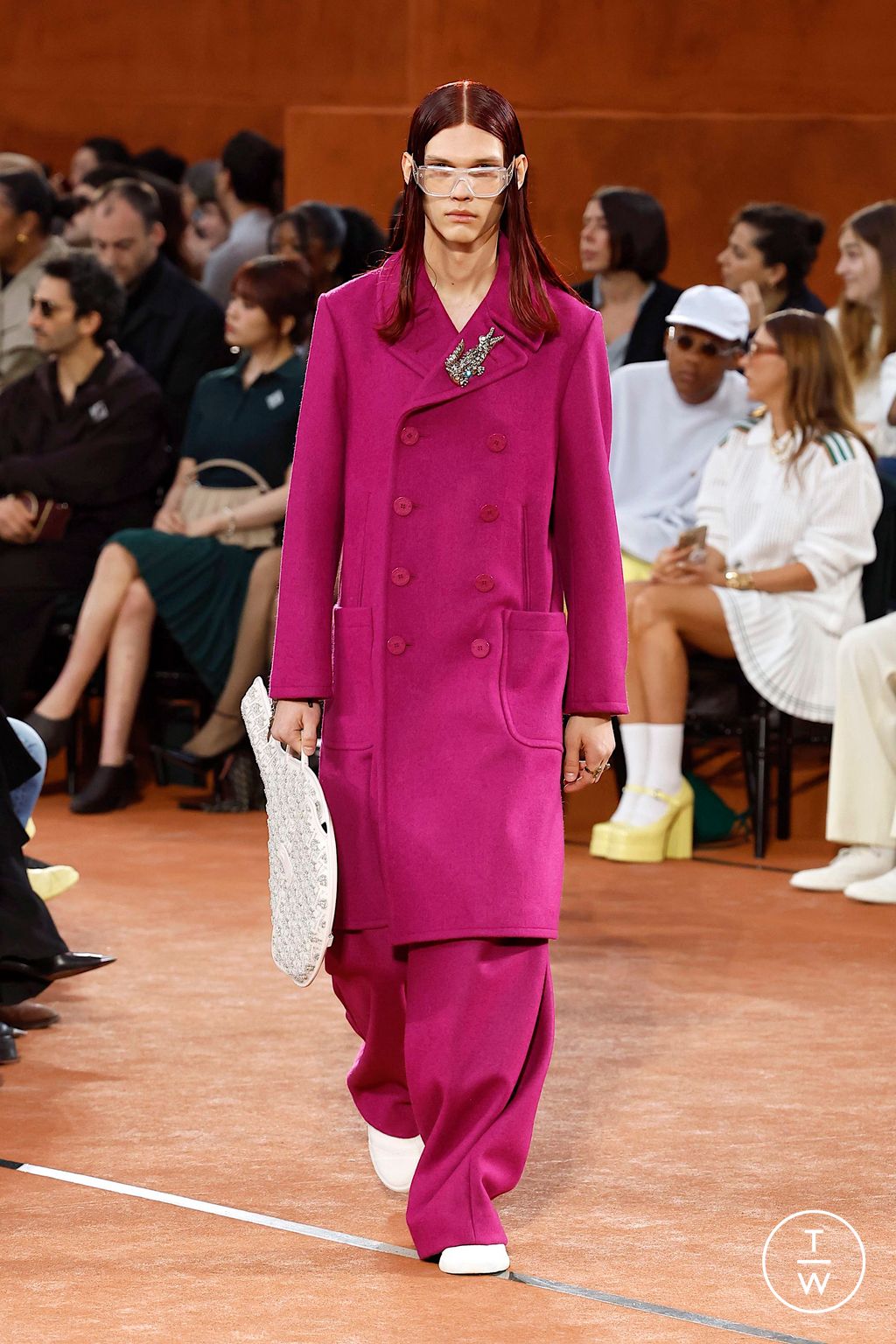 Fashion Week Paris Fall/Winter 2025 look 27 from the Lacoste collection 女装