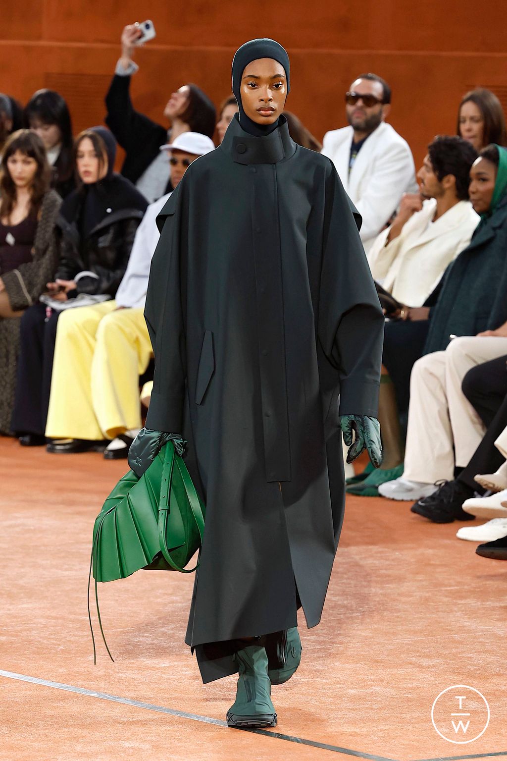 Fashion Week Paris Fall/Winter 2025 look 32 from the Lacoste collection womenswear