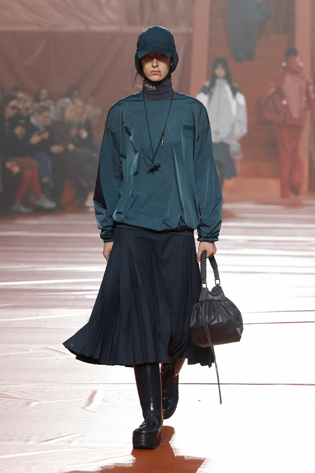Fashion Week Paris Fall/Winter 2026 look 19 from the Lacoste collection 女装
