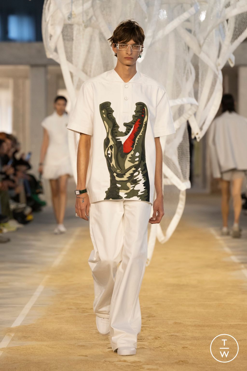 Fashion Week Paris Spring/Summer 2025 look 23 de la collection Lacoste womenswear