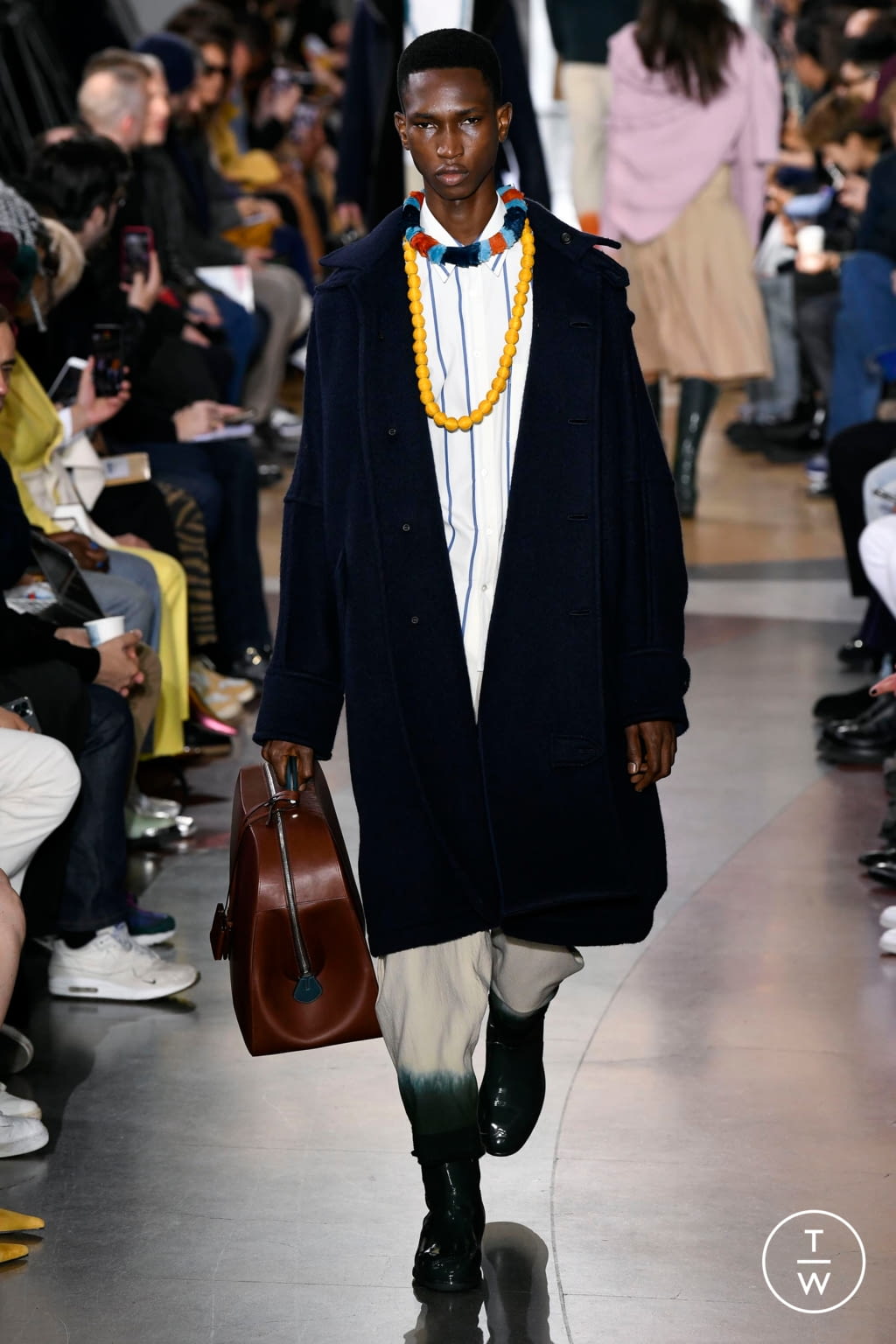 Fashion Week Paris Fall/Winter 2020 look 9 de la collection Lanvin menswear