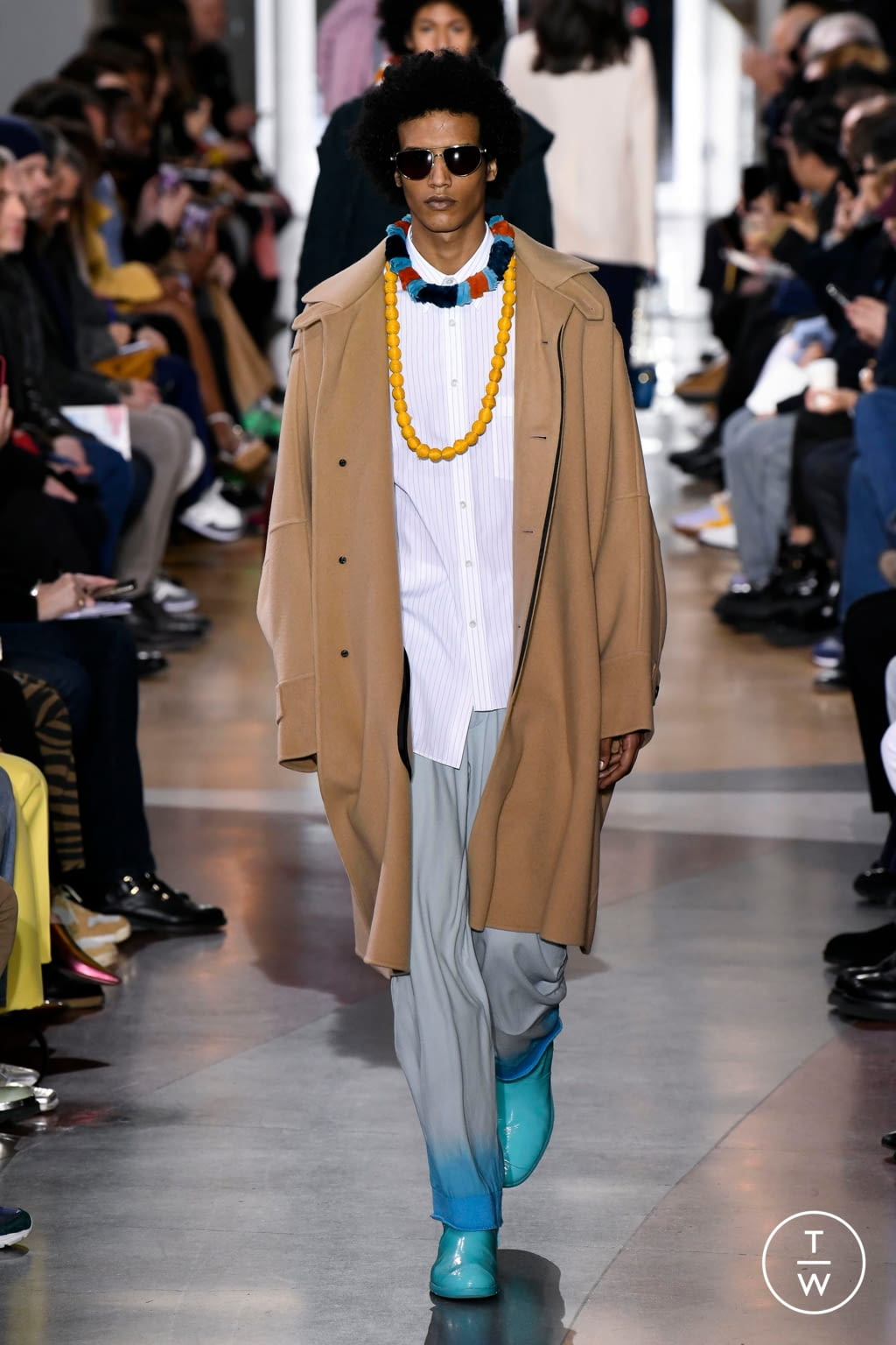 Fashion Week Paris Fall/Winter 2020 look 13 from the Lanvin collection menswear