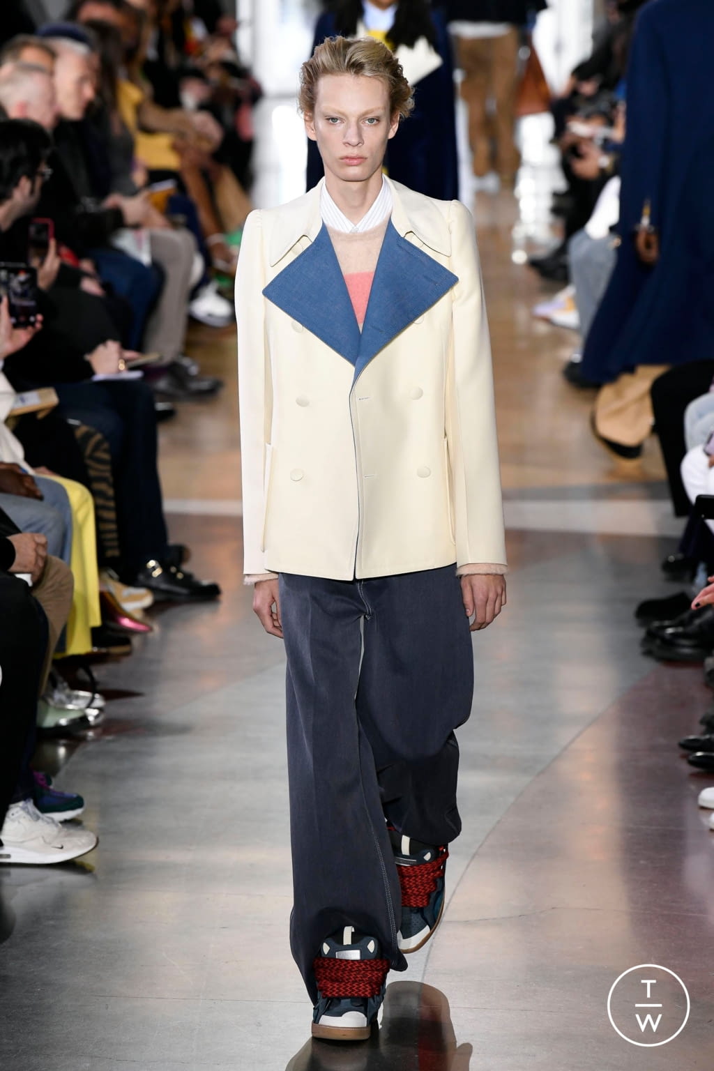 Fashion Week Paris Fall/Winter 2020 look 36 from the Lanvin collection menswear