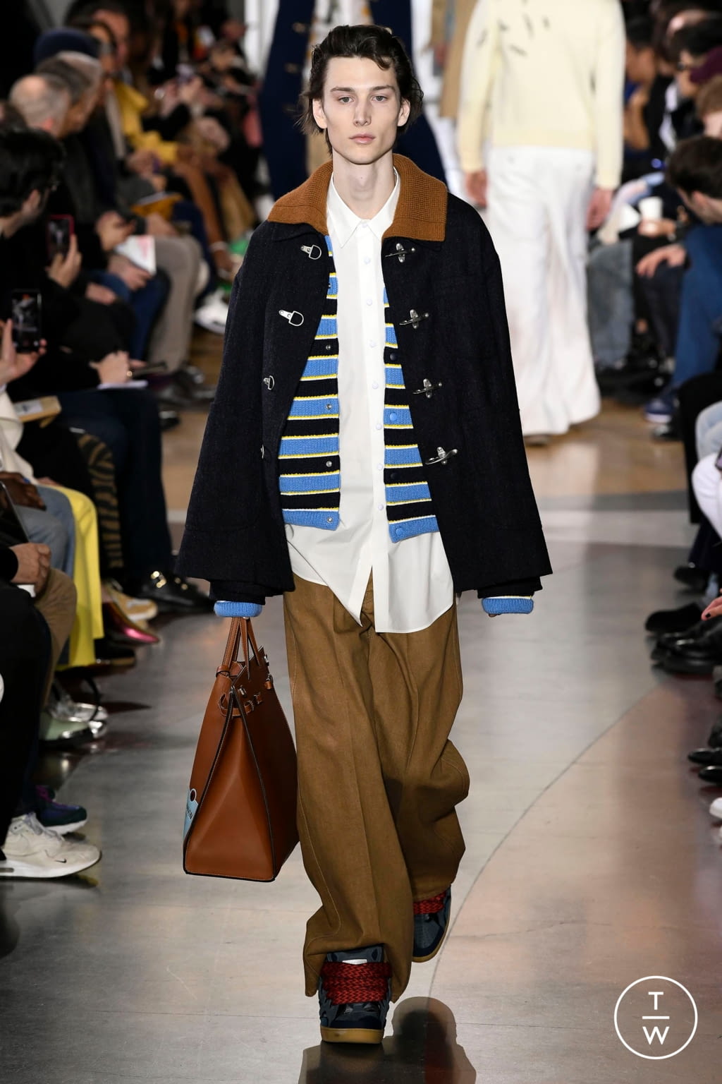 Fashion Week Paris Fall/Winter 2020 look 38 from the Lanvin collection menswear
