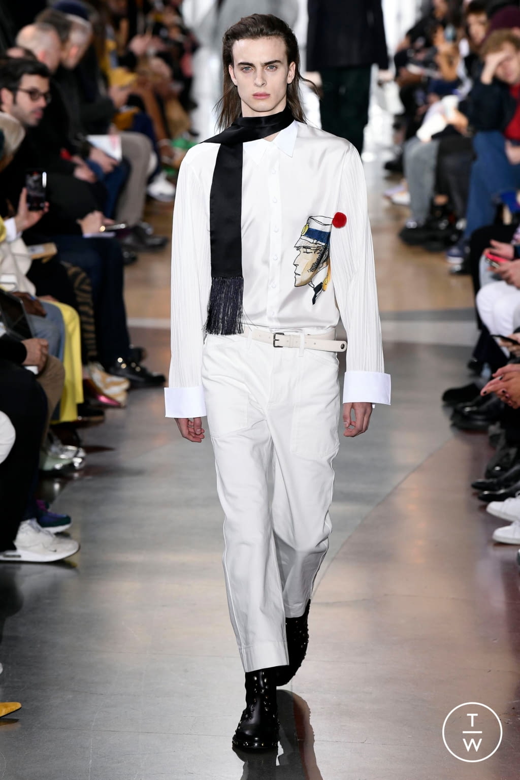 Fashion Week Paris Fall/Winter 2020 look 42 from the Lanvin collection menswear