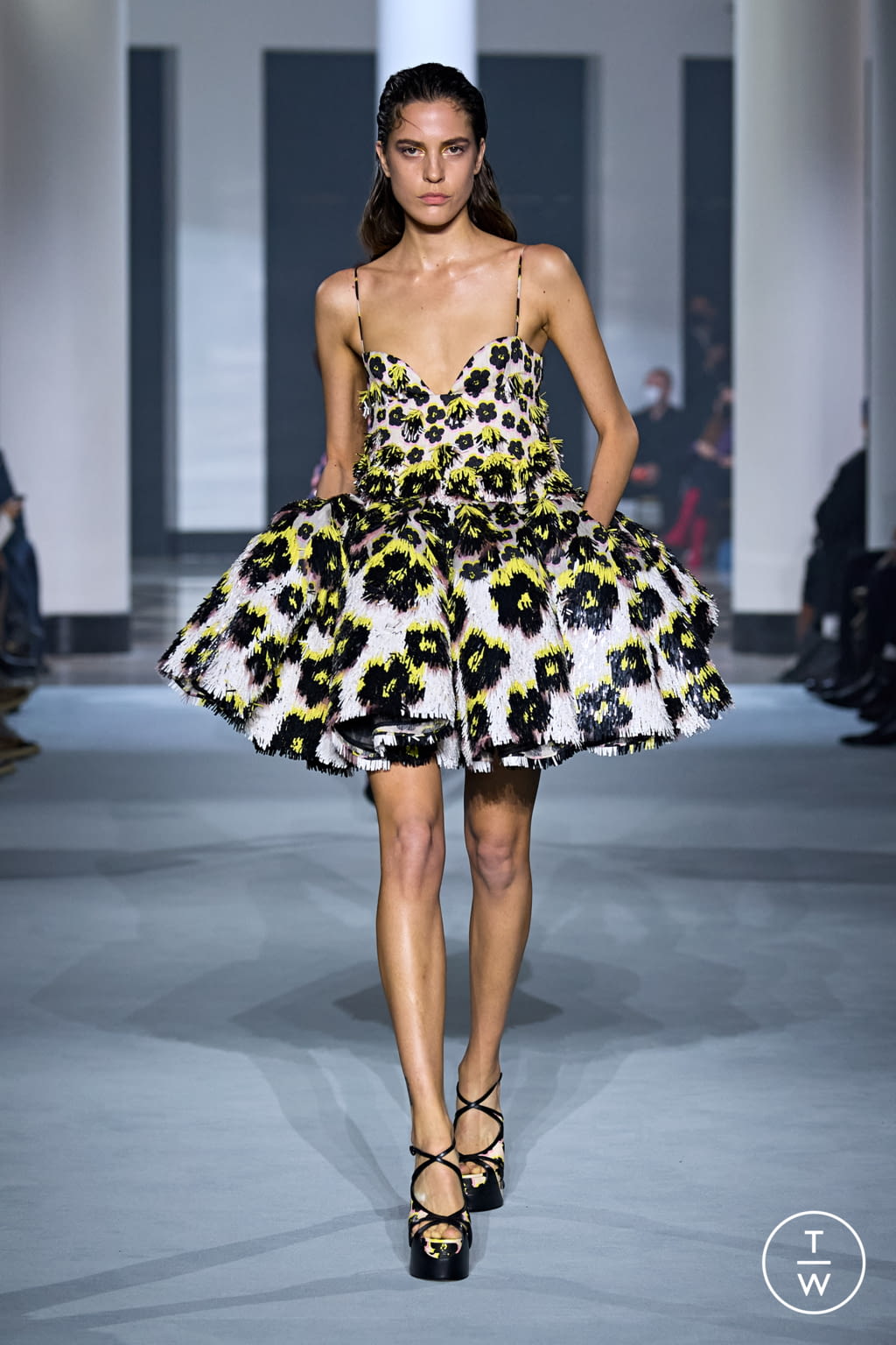 Fashion Week Paris Spring/Summer 2022 look 15 de la collection Lanvin womenswear