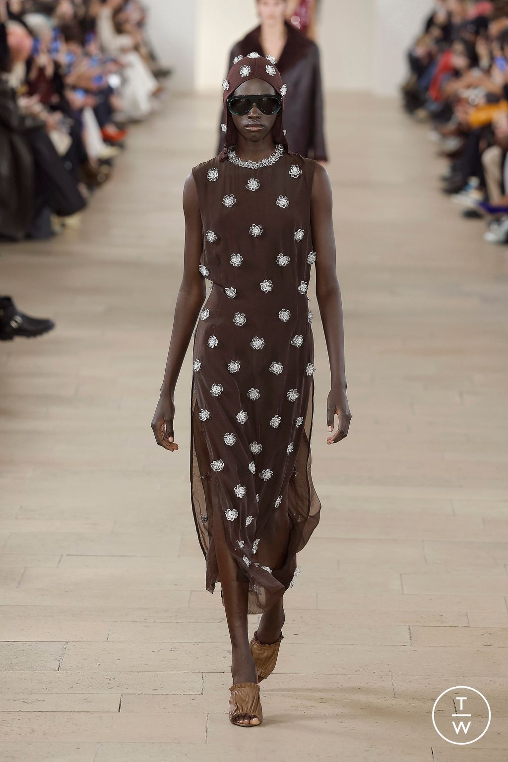 Fashion Week Paris Fall/Winter 2023 look 12 de la collection Lanvin womenswear