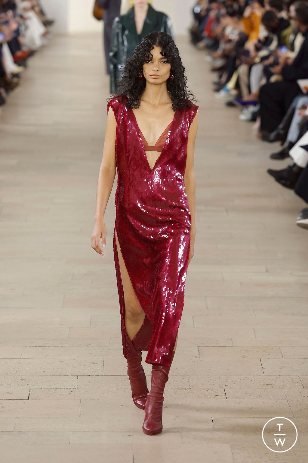 Fashion Week Paris Fall/Winter 2023 look 14 from the Lanvin collection womenswear