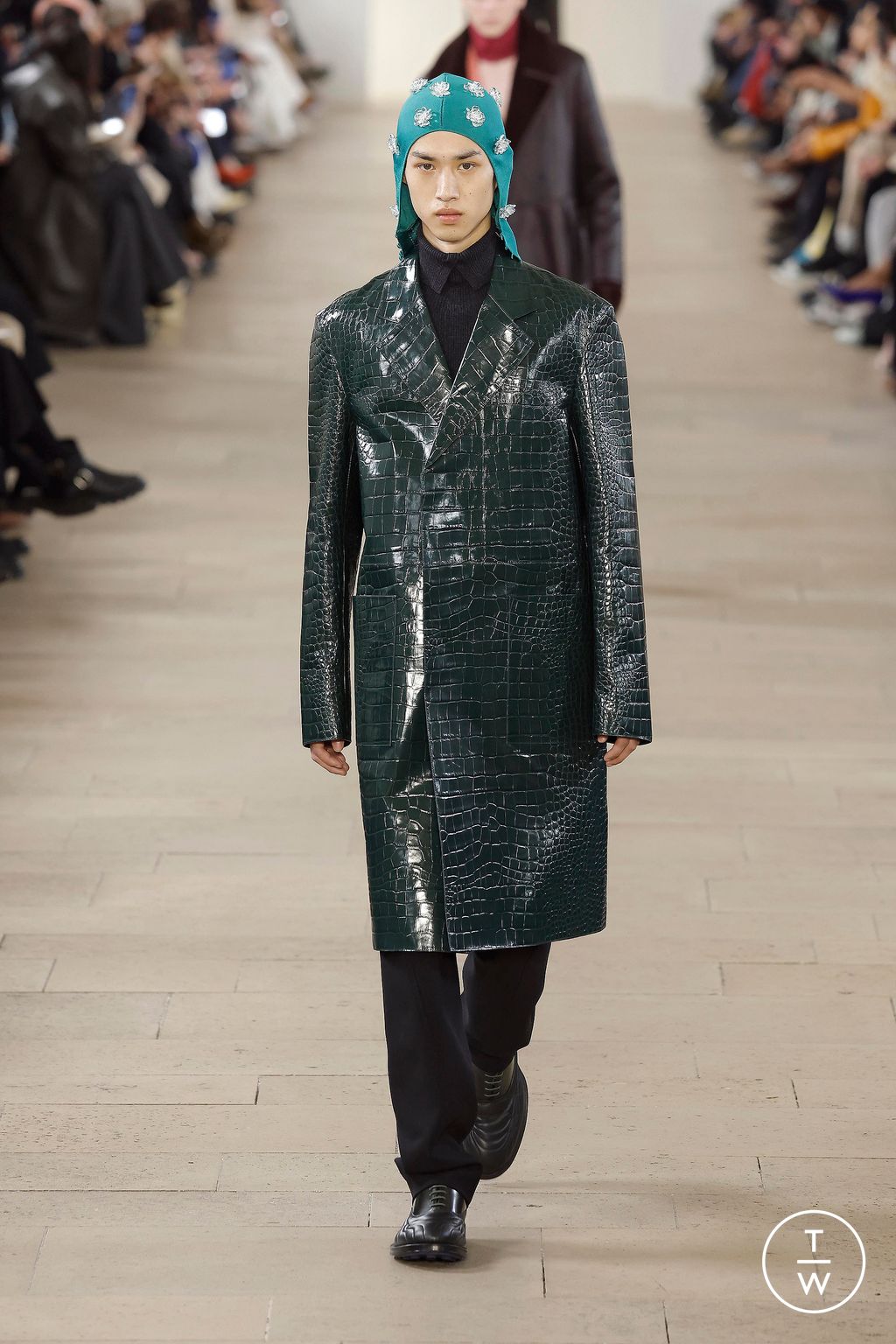 Fashion Week Paris Fall/Winter 2023 look 17 from the Lanvin collection womenswear