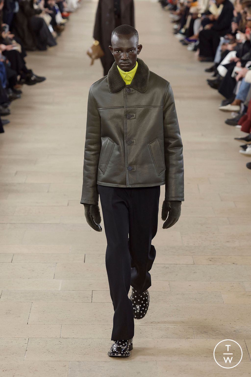 Fashion Week Paris Fall/Winter 2023 look 24 from the Lanvin collection womenswear