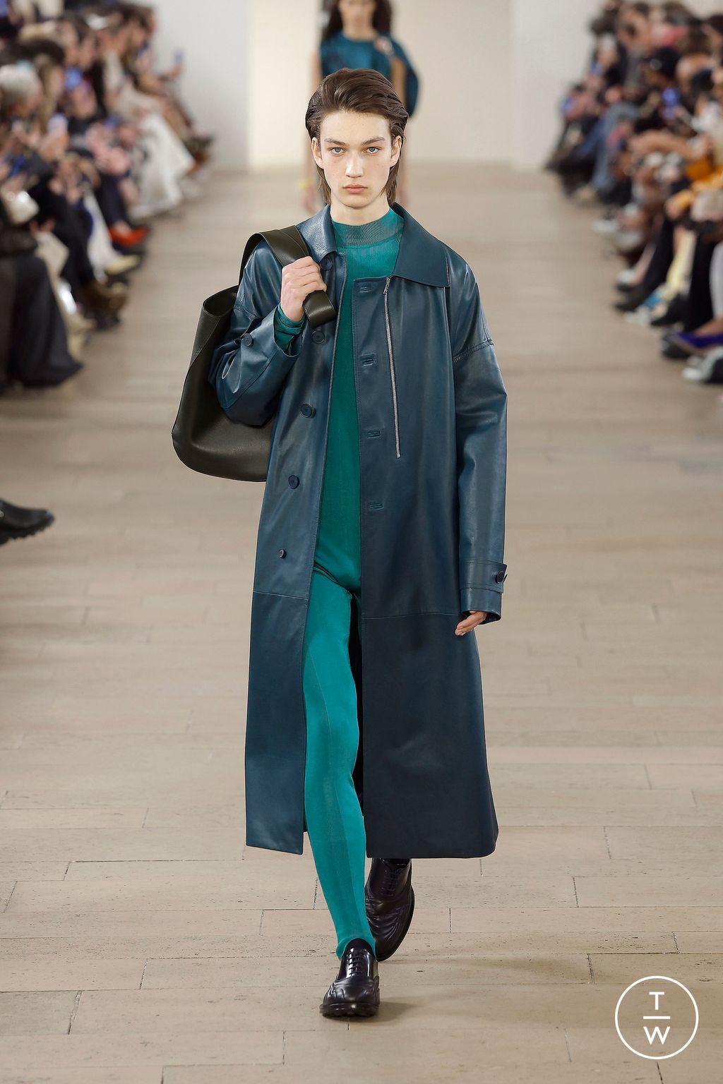 Fashion Week Paris Fall/Winter 2023 look 40 from the Lanvin collection womenswear