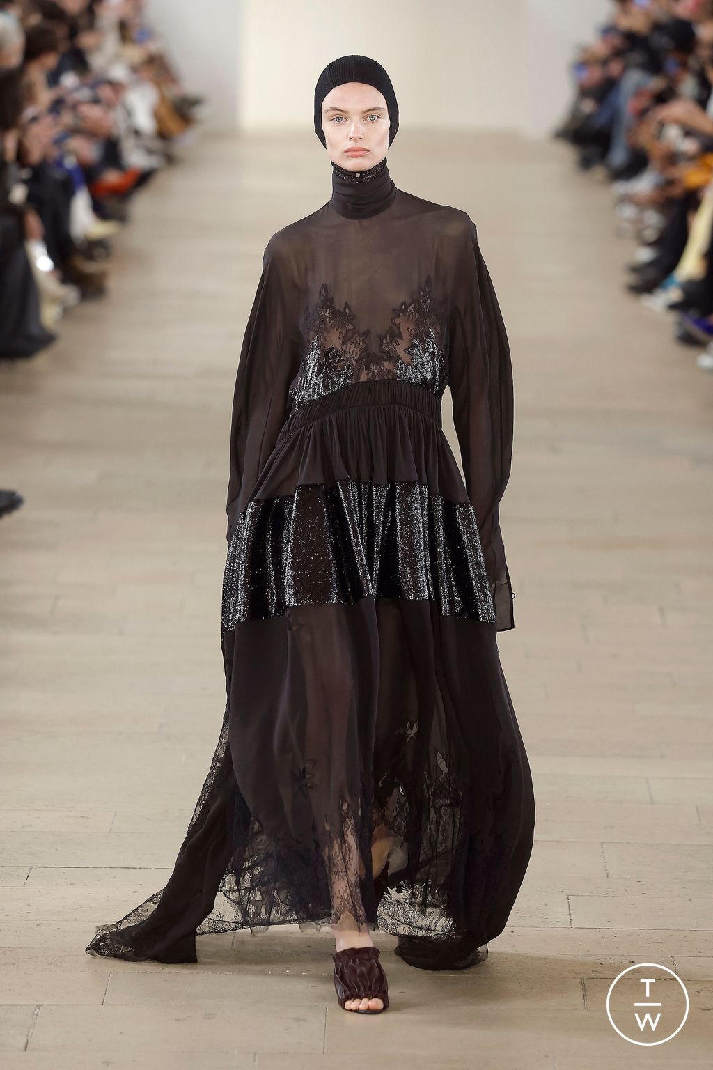 Fashion Week Paris Fall/Winter 2023 look 52 de la collection Lanvin womenswear