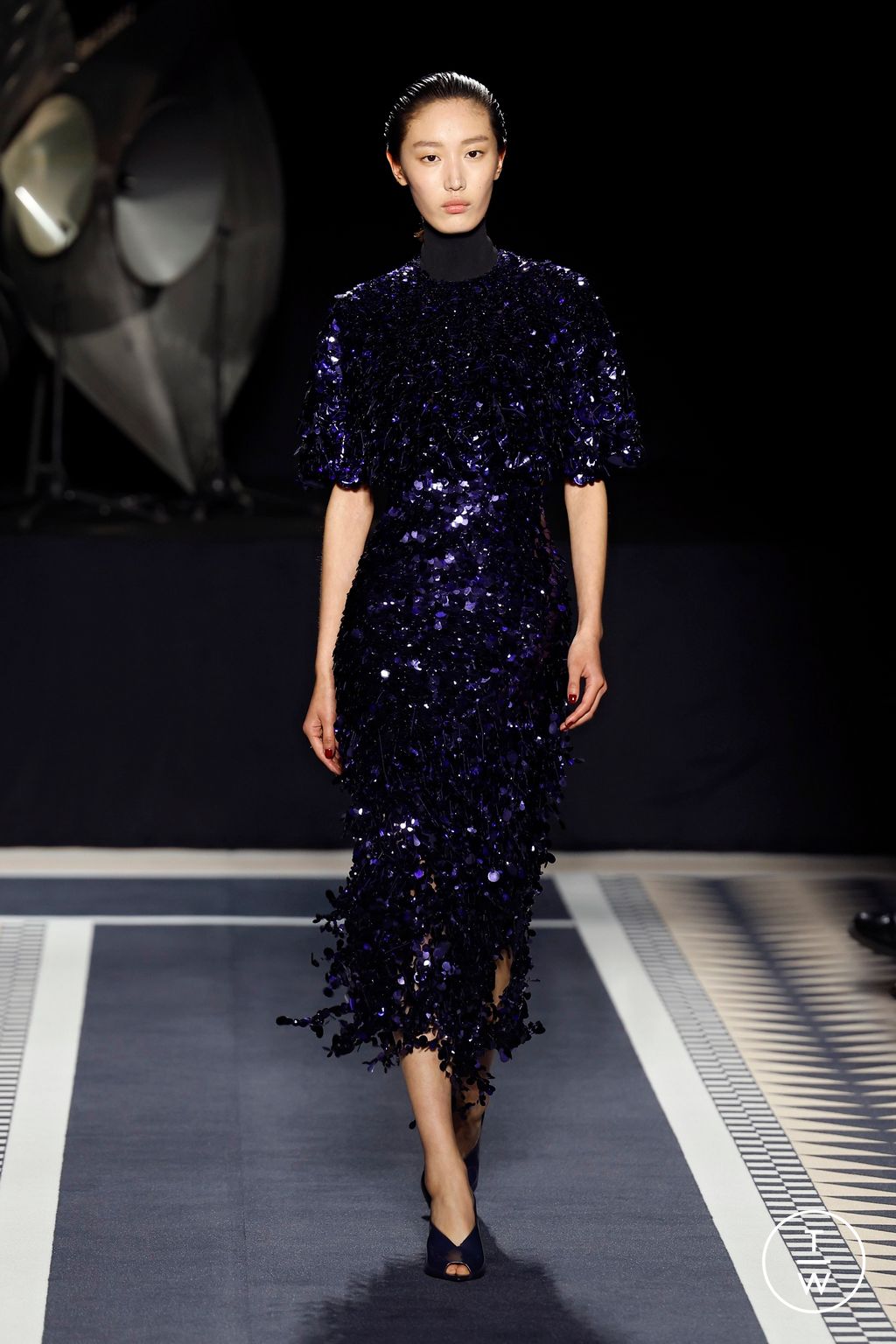 Fashion Week Paris Fall/Winter 2025 look 9 de la collection Lanvin womenswear