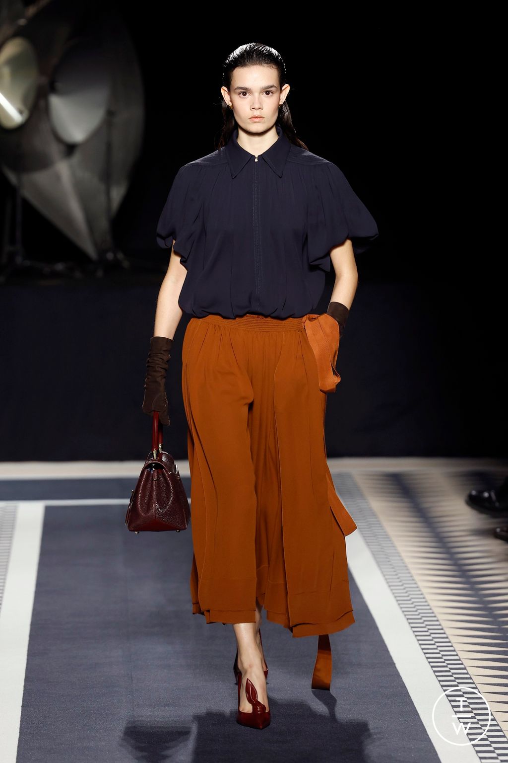 Fashion Week Paris Fall/Winter 2025 look 31 from the Lanvin collection womenswear