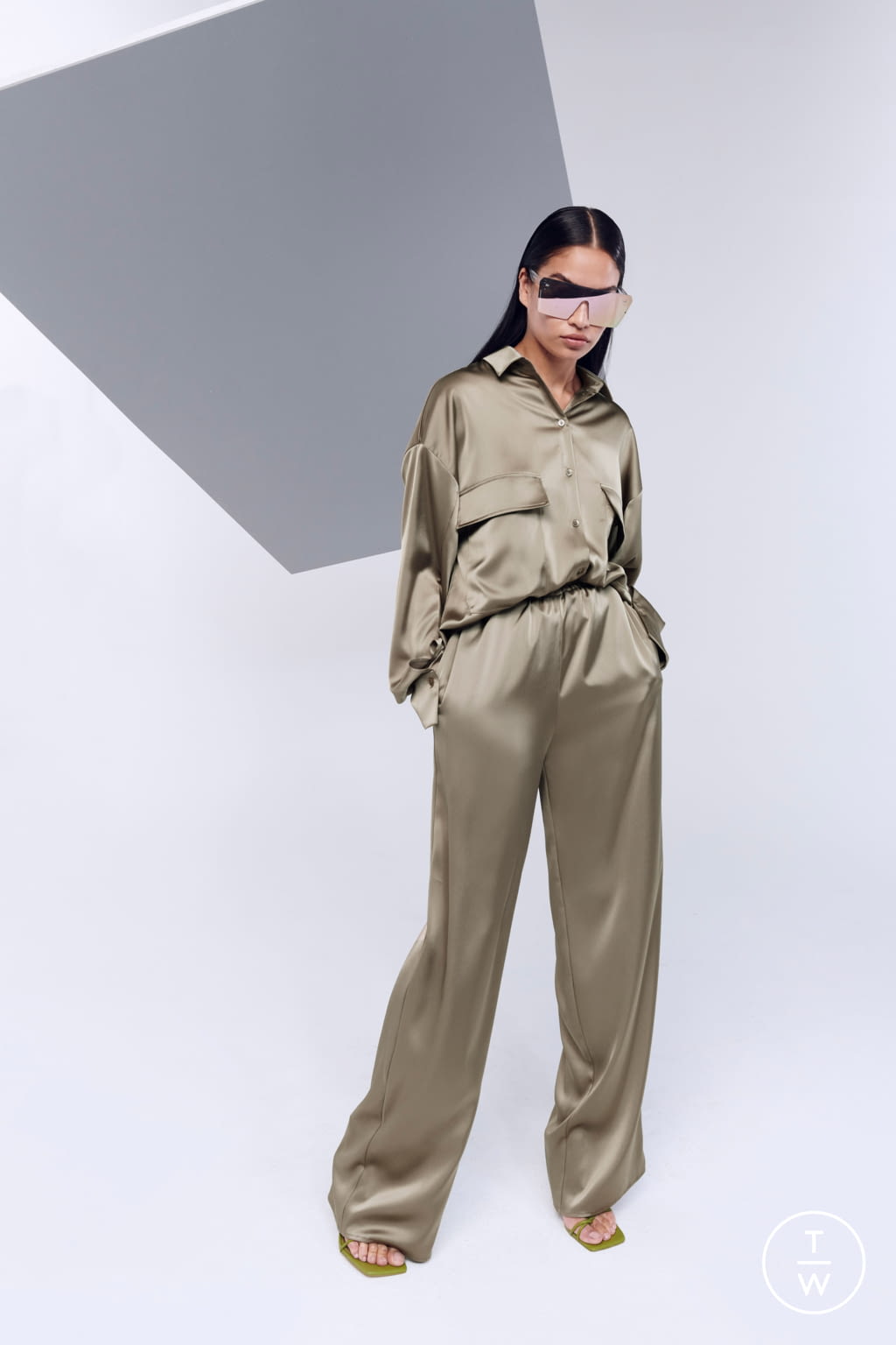 Fashion Week New York Pre-Fall 2022 look 4 from the LaPointe collection 女装