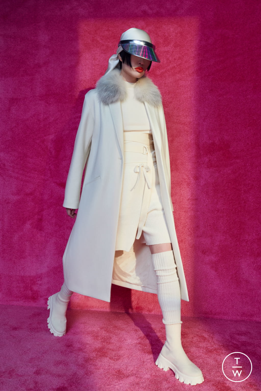 Fashion Week New York Resort 2022 look 18 from the LaPointe collection 女装