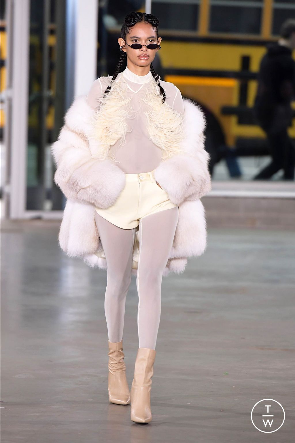 Fashion Week New York Fall/Winter 2024 look 4 from the LaPointe collection 女装