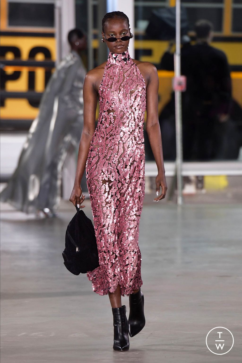 Fashion Week New York Fall/Winter 2024 look 20 de la collection LaPointe womenswear