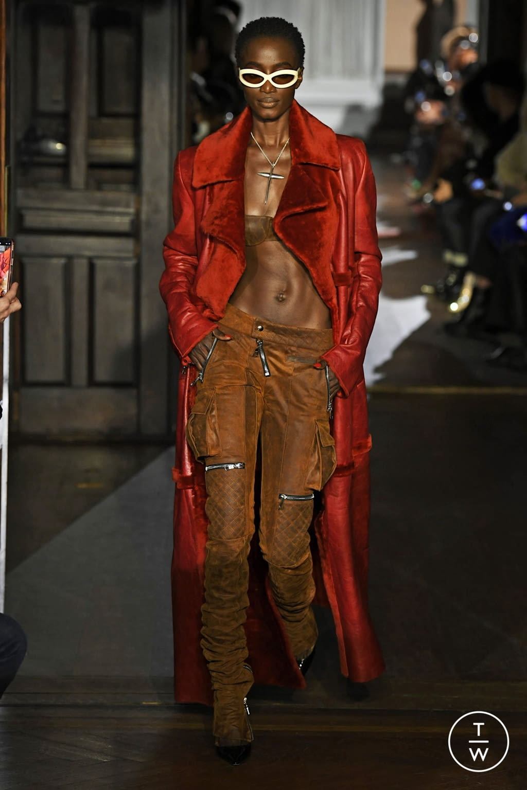 Fashion Week New York Fall/Winter 2022 look 11 from the LaQuan Smith collection 女装