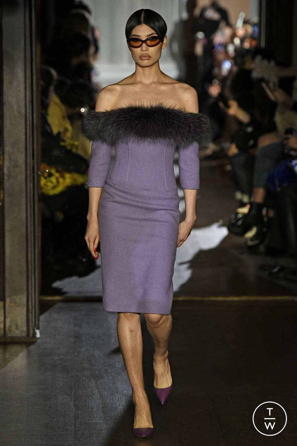 Fashion Week New York Fall/Winter 2022 look 22 from the LaQuan Smith collection womenswear