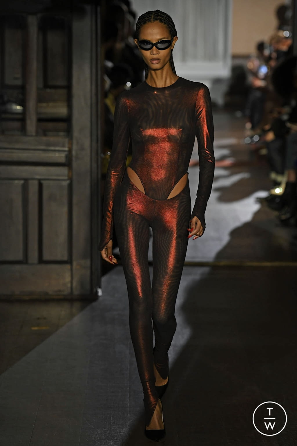 Fashion Week New York Fall/Winter 2022 look 25 from the LaQuan Smith collection womenswear