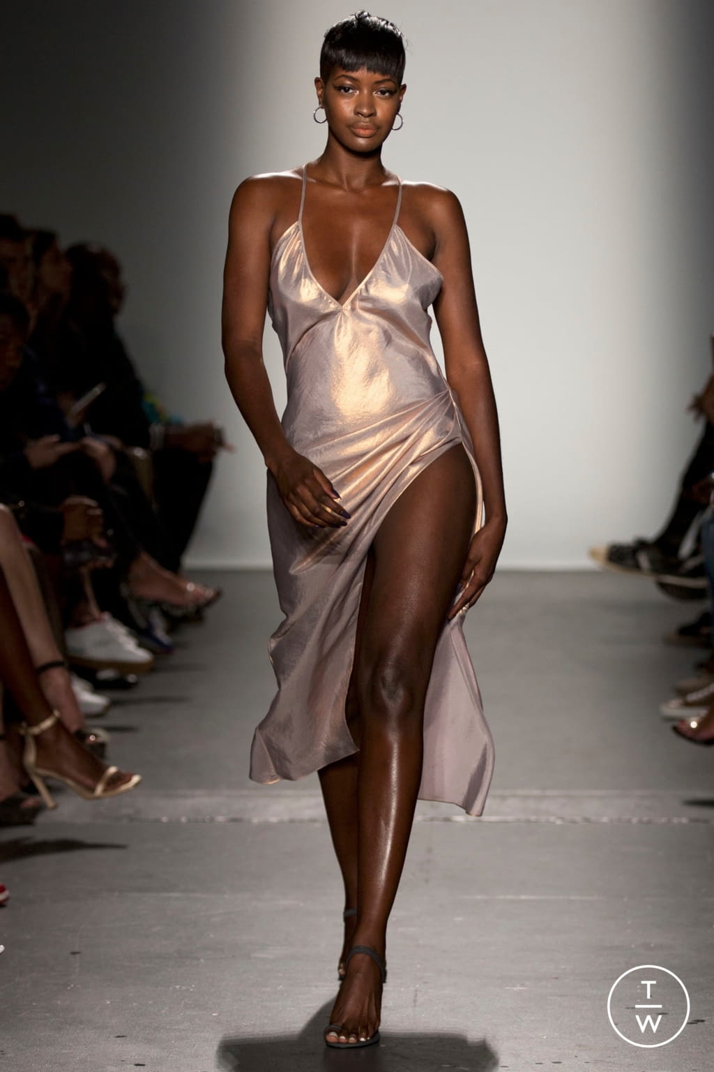 Fashion Week New York Spring/Summer 2019 look 20 from the LaQuan Smith collection womenswear