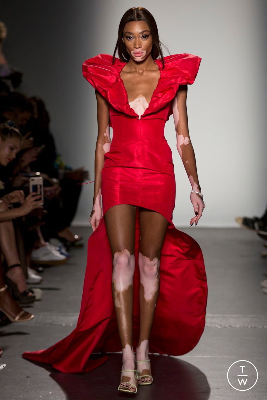 Fashion Week New York Spring/Summer 2019 look 35 from the LaQuan Smith collection womenswear