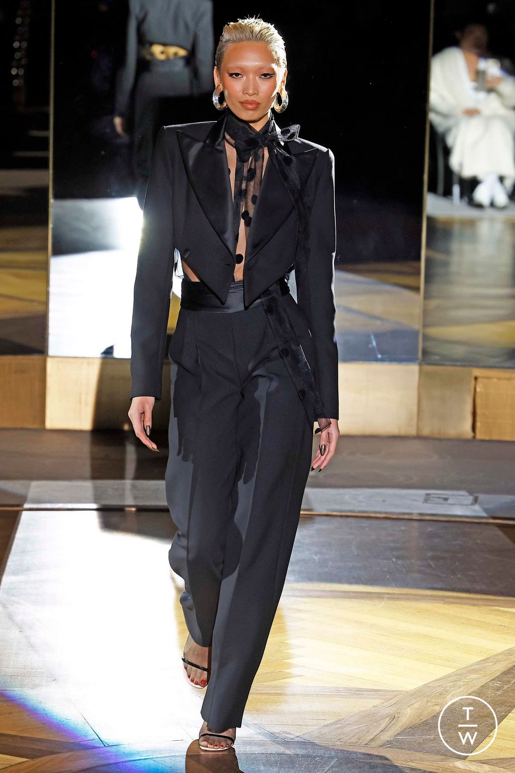 Fashion Week New York Fall/Winter 2023 look 2 de la collection LaQuan Smith womenswear