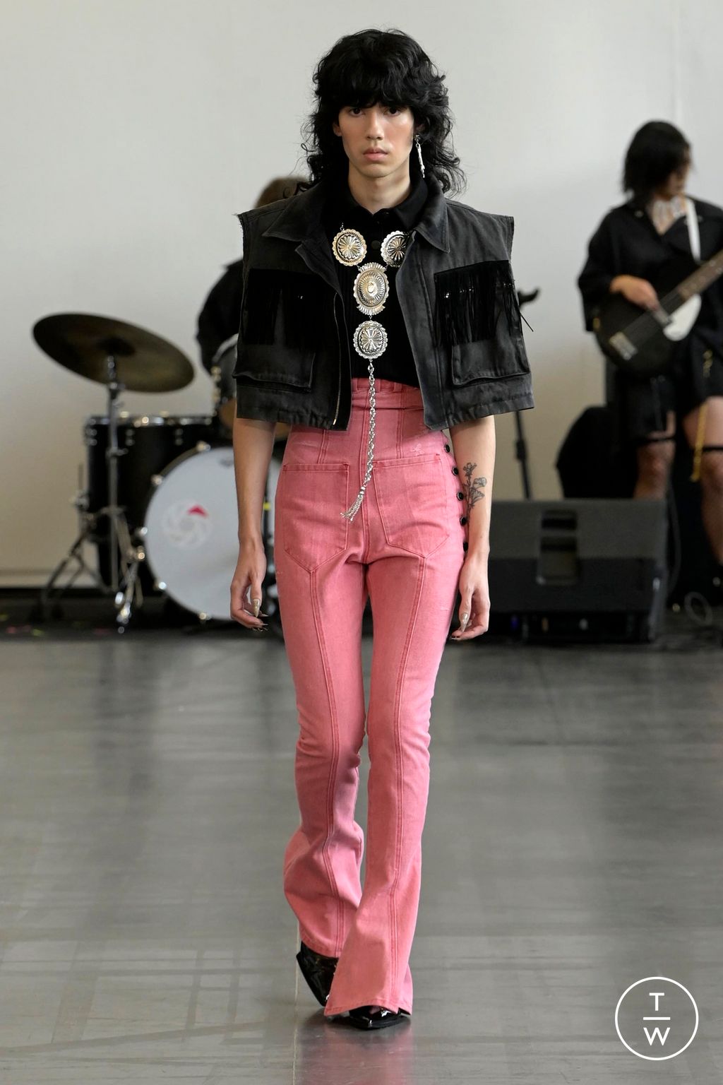 Fashion Week Paris Spring/Summer 2024 look 14 from the Laruicci collection womenswear