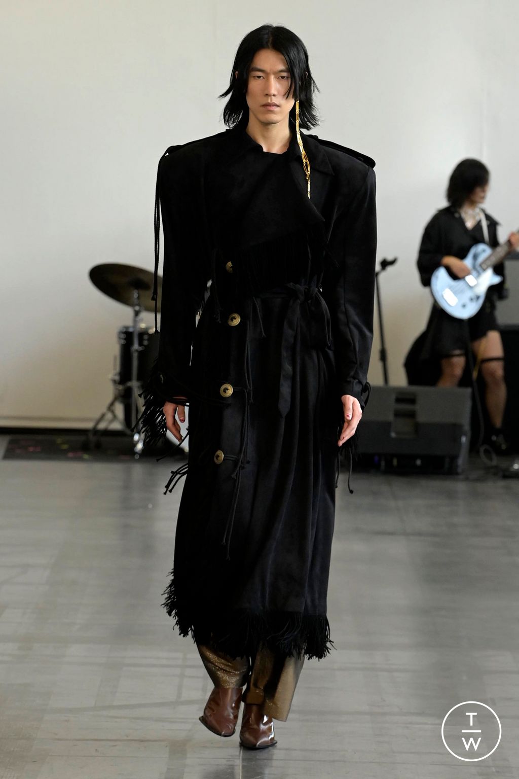 Fashion Week Paris Spring/Summer 2024 look 20 from the Laruicci collection womenswear