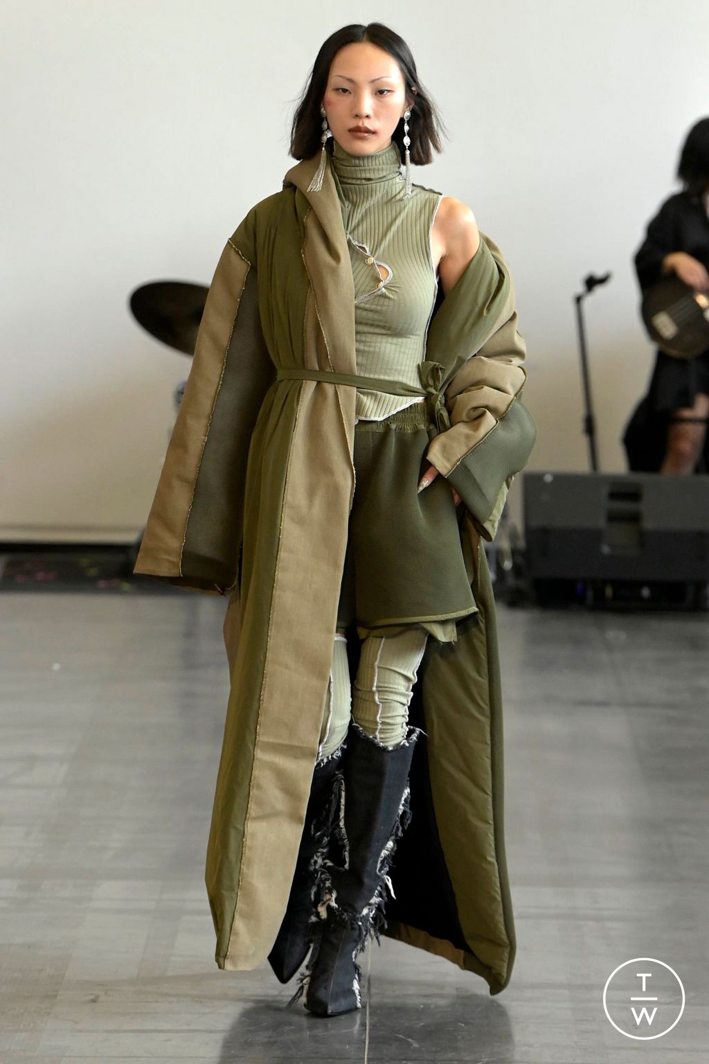 Fashion Week Paris Spring/Summer 2024 look 27 from the Laruicci collection womenswear