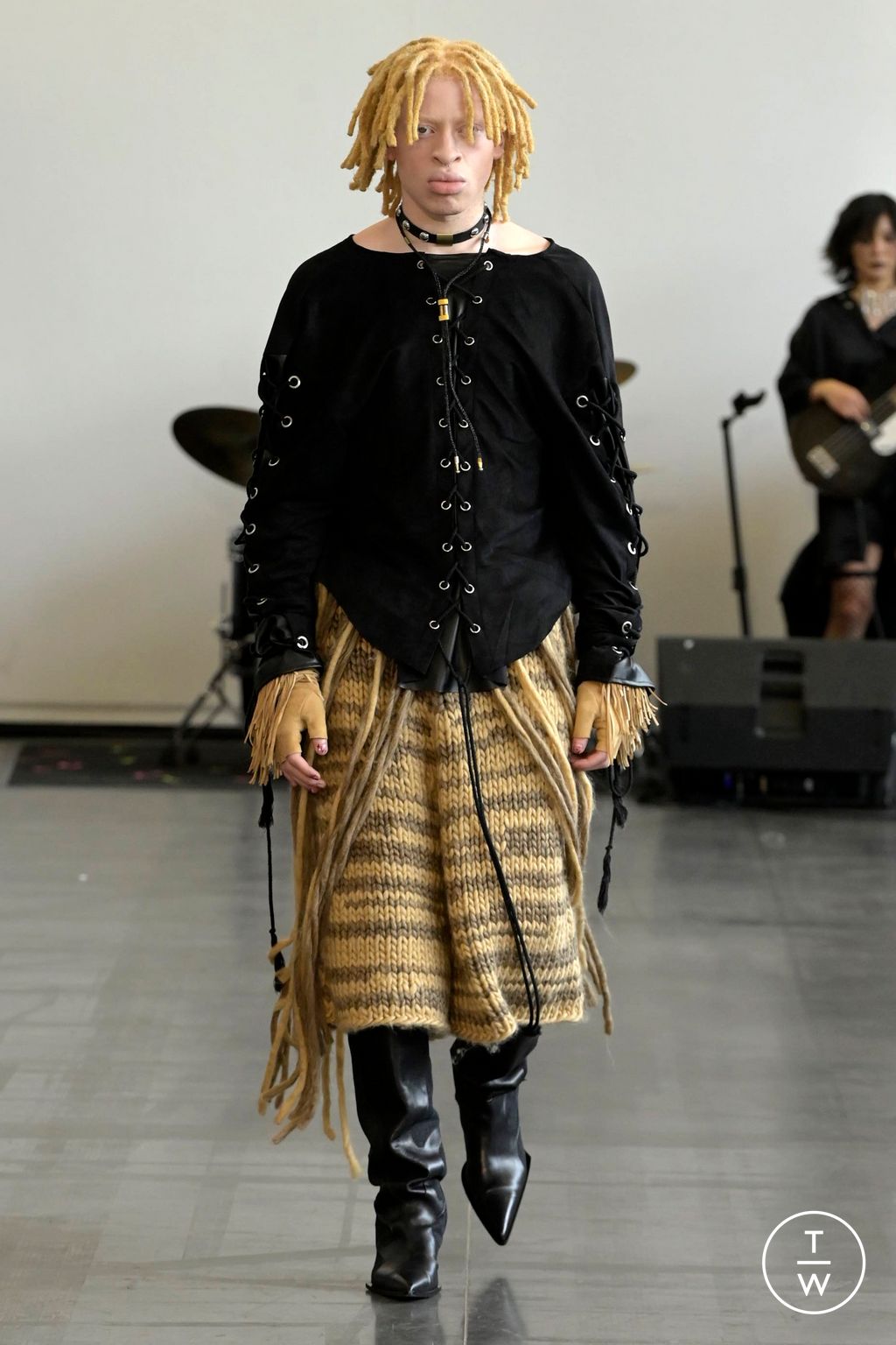 Fashion Week Paris Spring/Summer 2024 look 28 from the Laruicci collection womenswear