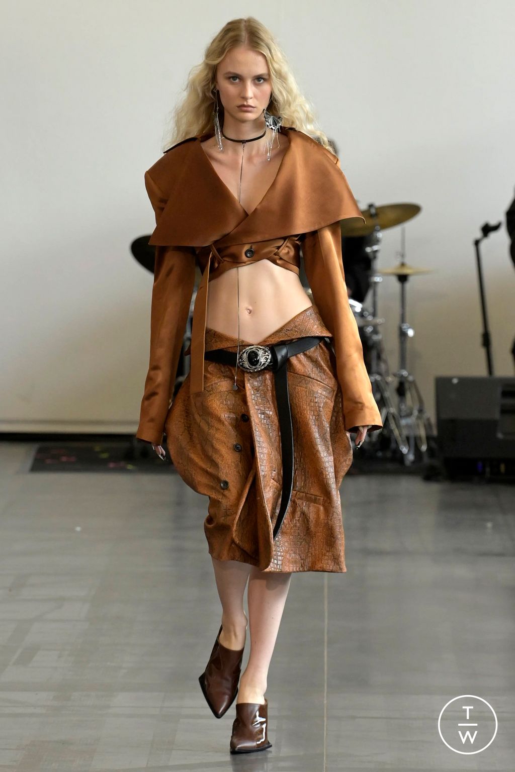 Fashion Week Paris Spring/Summer 2024 look 34 from the Laruicci collection womenswear