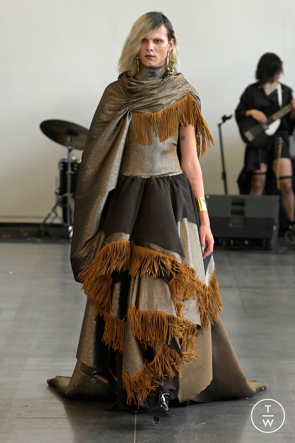 Fashion Week Paris Spring/Summer 2024 look 35 from the Laruicci collection womenswear