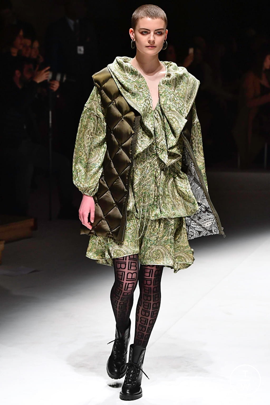 Fashion Week Milan Fall/Winter 2019 look 16 from the Laura Biagiotti collection 女装