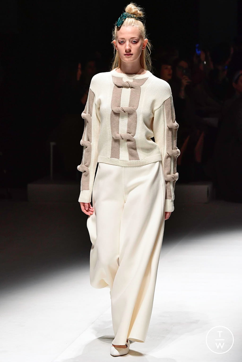 Fashion Week Milan Fall/Winter 2019 look 33 de la collection Laura Biagiotti womenswear