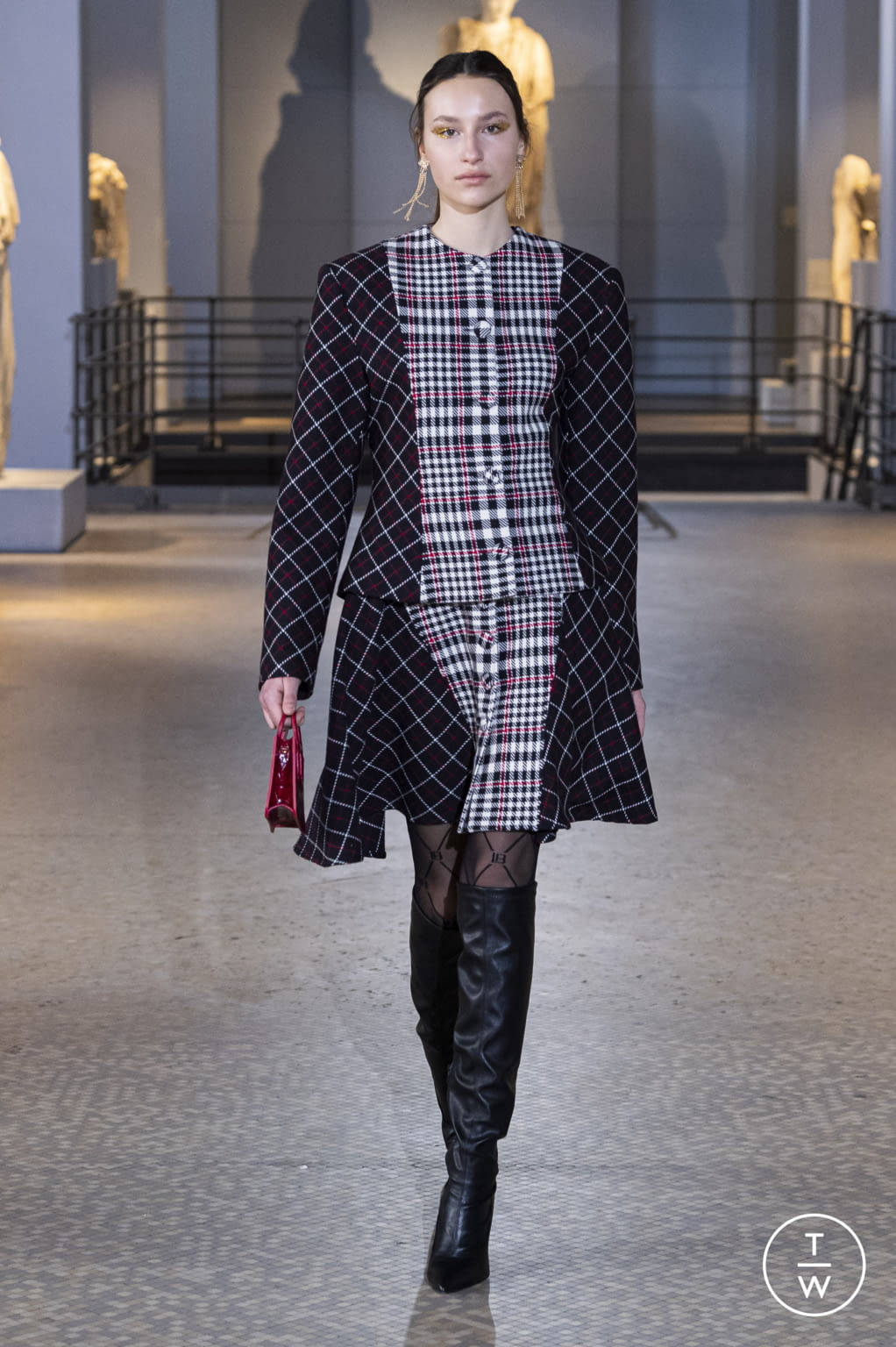 Fashion Week Milan Fall/Winter 2022 look 12 from the Laura Biagiotti collection womenswear