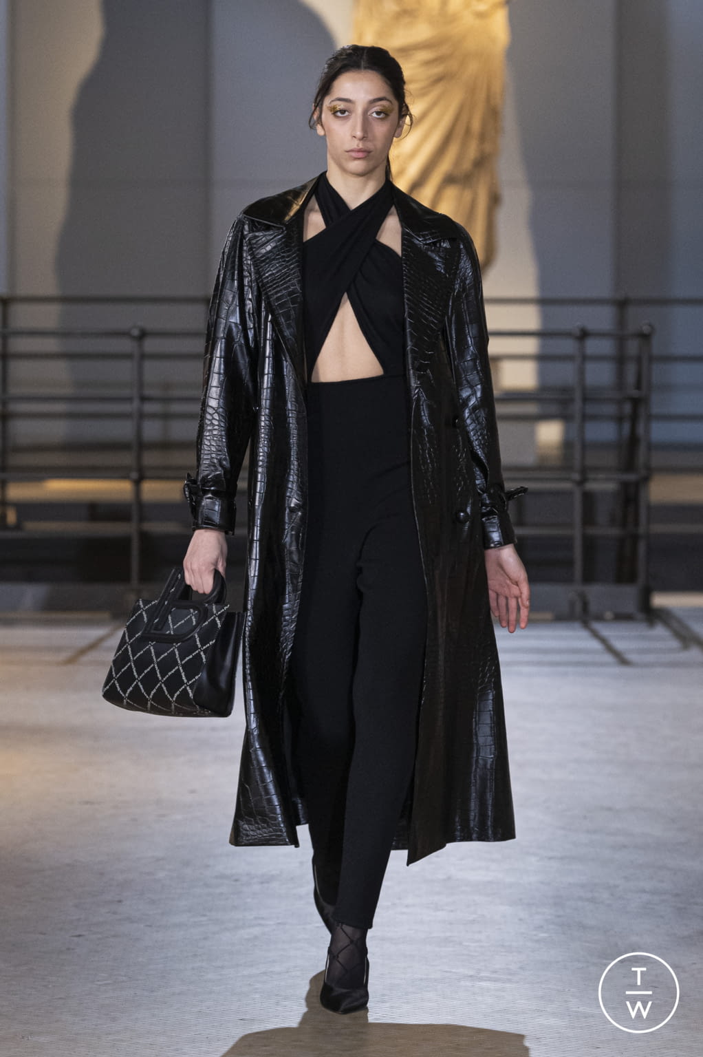 Fashion Week Milan Fall/Winter 2022 look 15 from the Laura Biagiotti collection womenswear