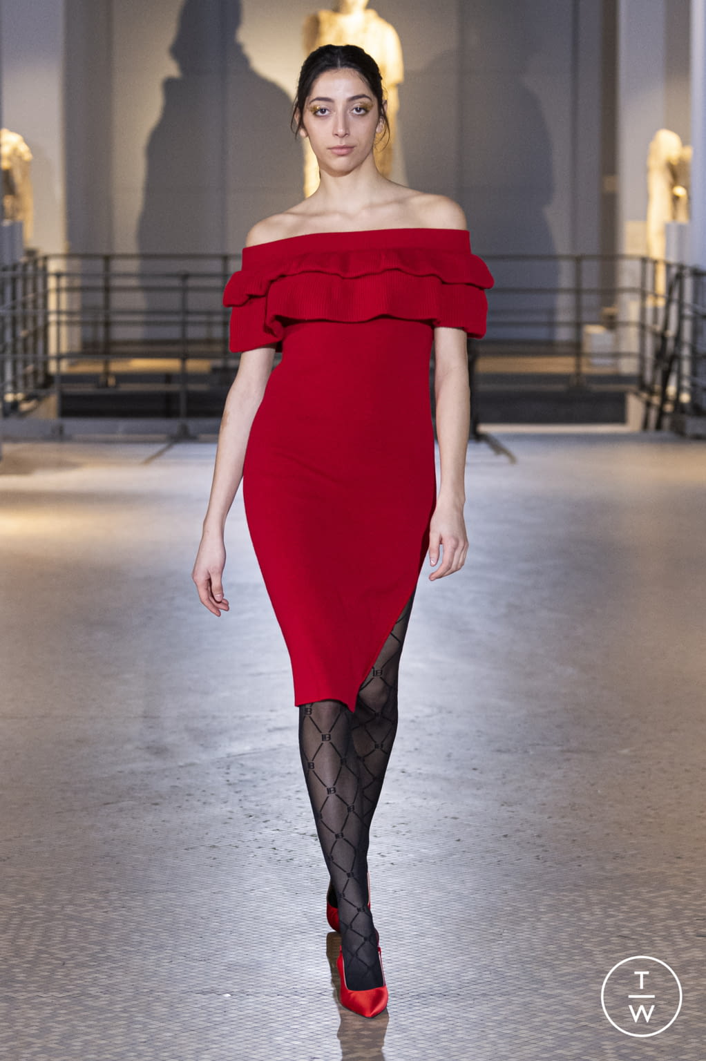Fashion Week Milan Fall/Winter 2022 look 35 de la collection Laura Biagiotti womenswear